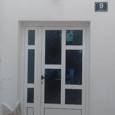 M&m Aparthotel